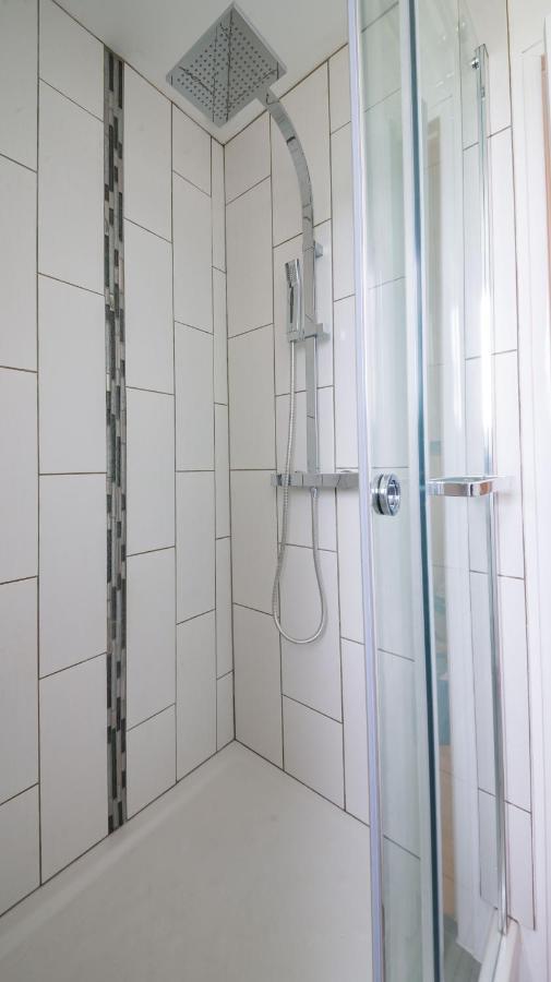 Appartement 3 Chambres - Parking - Wifi - Buanderie - Jardin Brest Eksteriør bilde