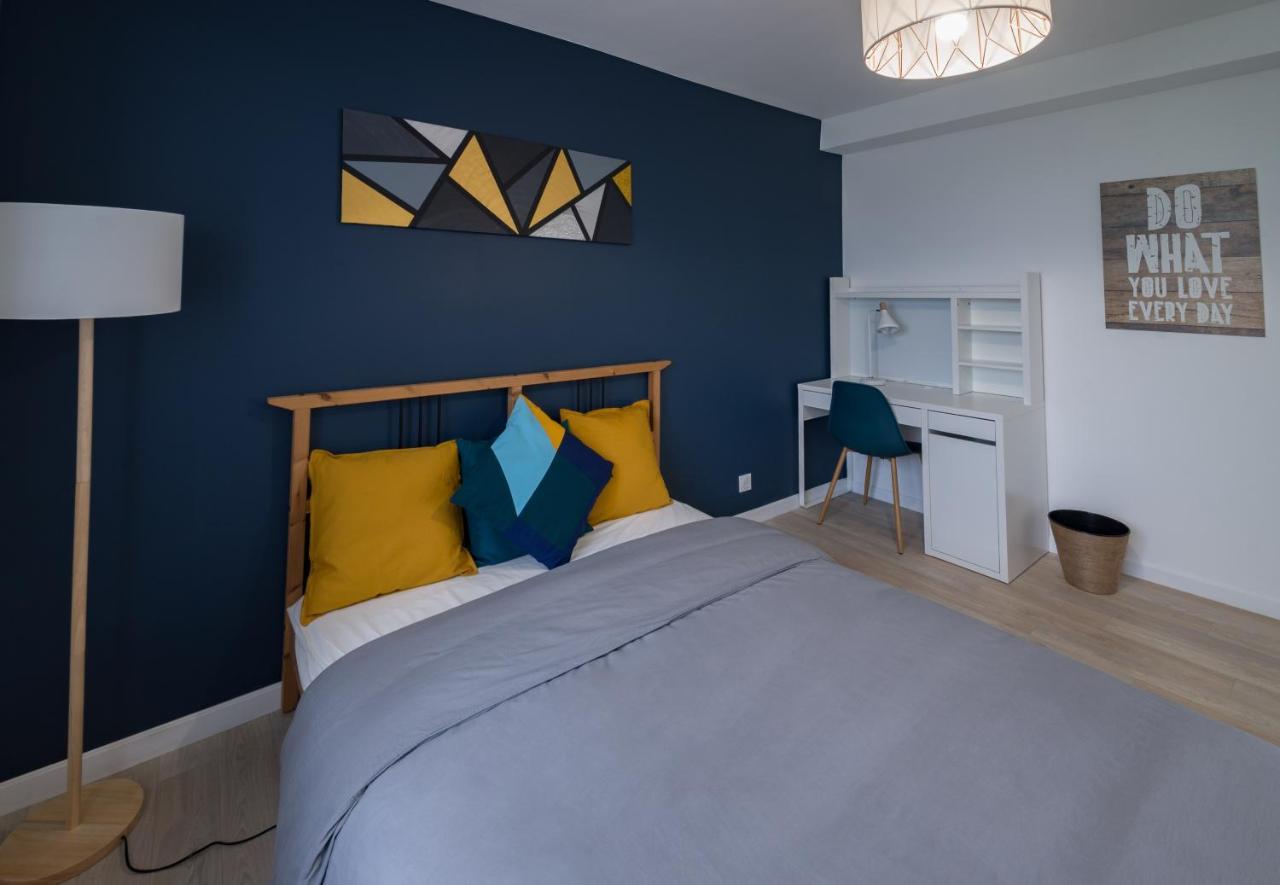 Appartement 3 Chambres - Parking - Wifi - Buanderie - Jardin Brest Eksteriør bilde